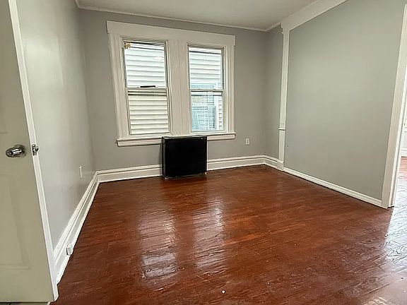 4th image of 591 15th Ave #1A