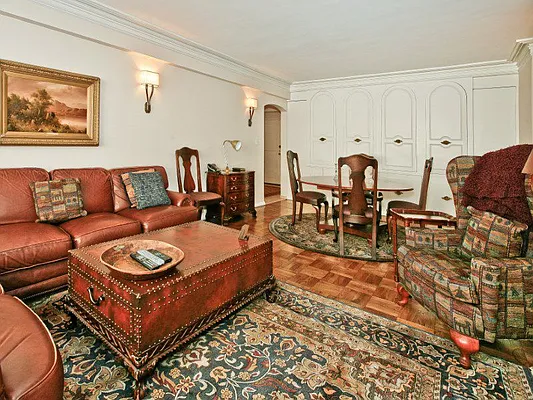 Rented by Sotheby's International Realty | media 2