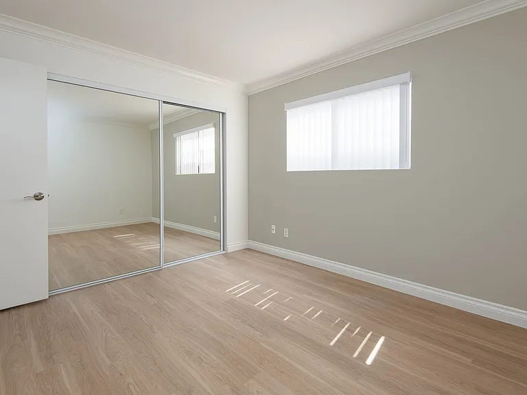12756 Caswell Ave #105 — Photo 9