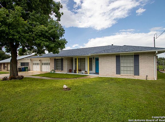 2nd image of 259 Killarney Dr