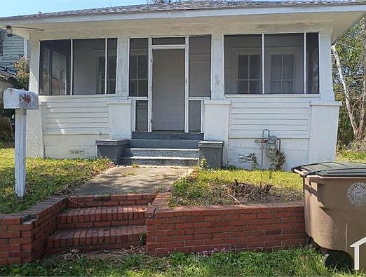 1st image of 609 Cedar Ave