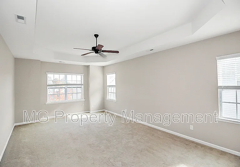 15111 Brannock Hills Dr — Photo 23