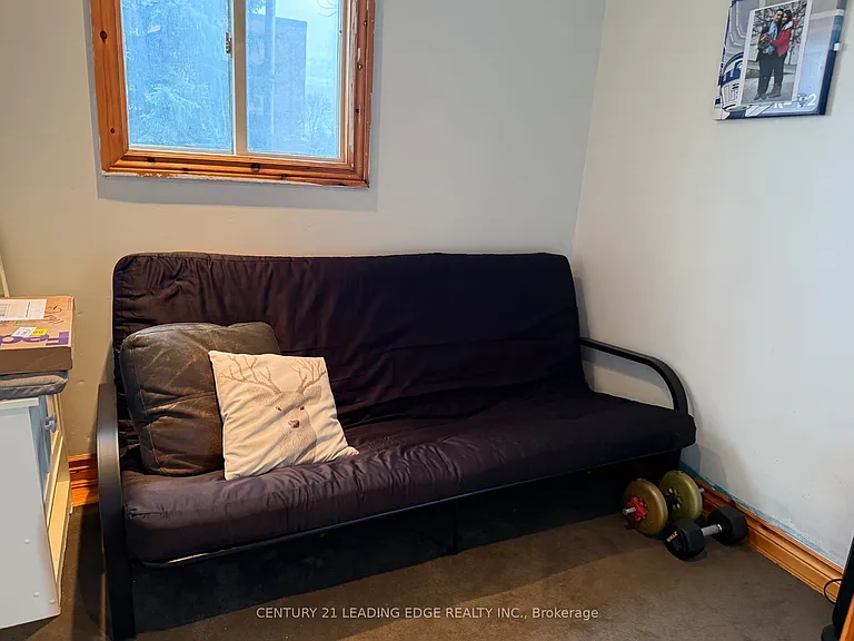 273 Clarke St — Photo 11
