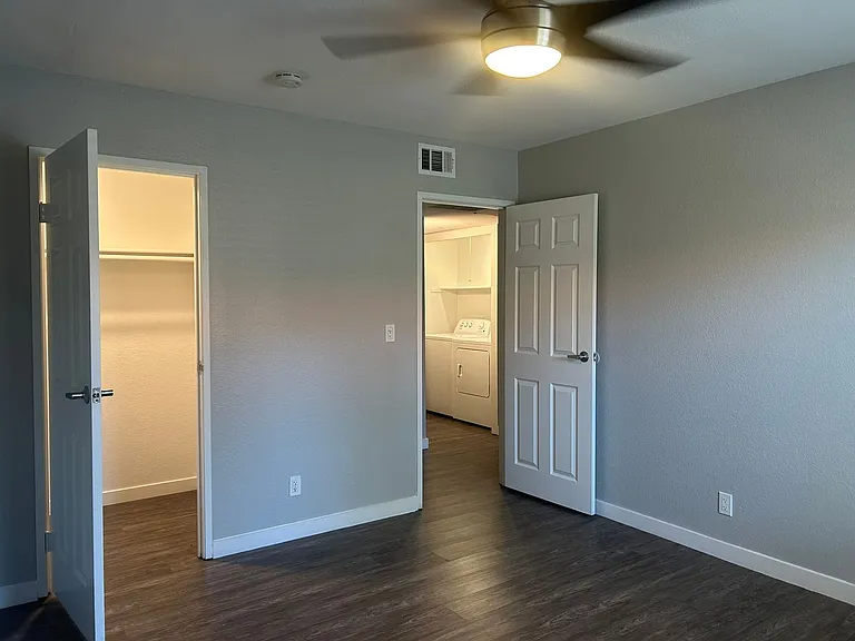 Corona Pointe Resort — Photo 229