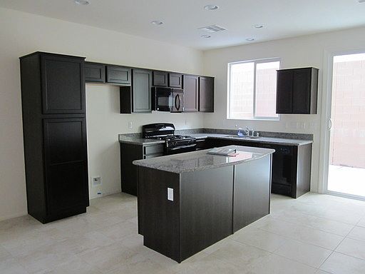 5th image of 7549 Tamany St