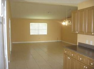 136 SW Grove Ave, Port Saint Lucie, FL 34983