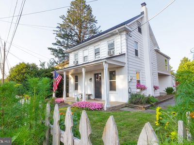 223 S State St, Leola, PA, 17540