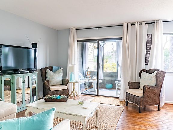 2nd image of 289 Shoreline Marina Cir Unit 110