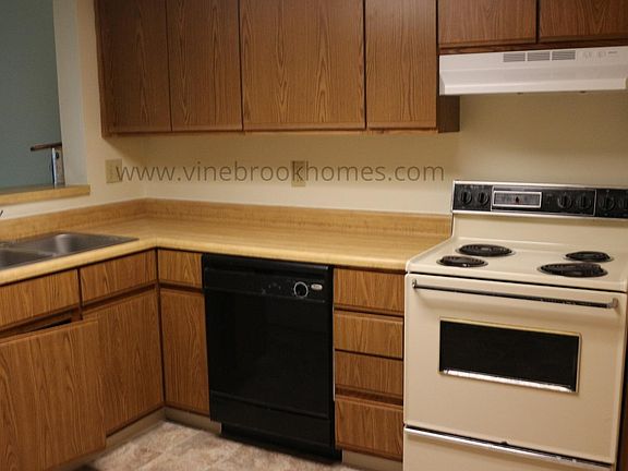 3rd image of 2425 Cross Village Dr