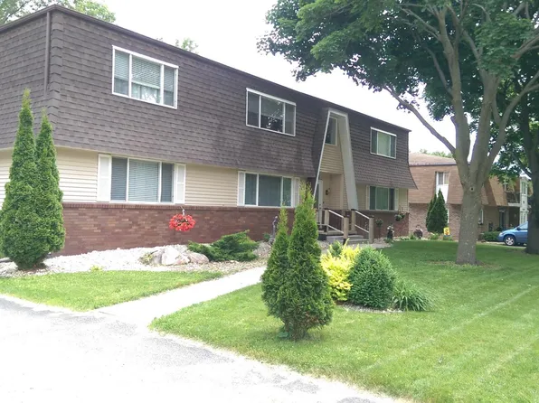 3527 Pheasant Ln APT 6, Waterloo, IA 50701