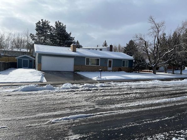 3875 Brookview Dr