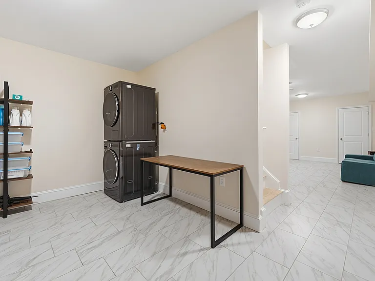 77 North St #77 — Photo 26