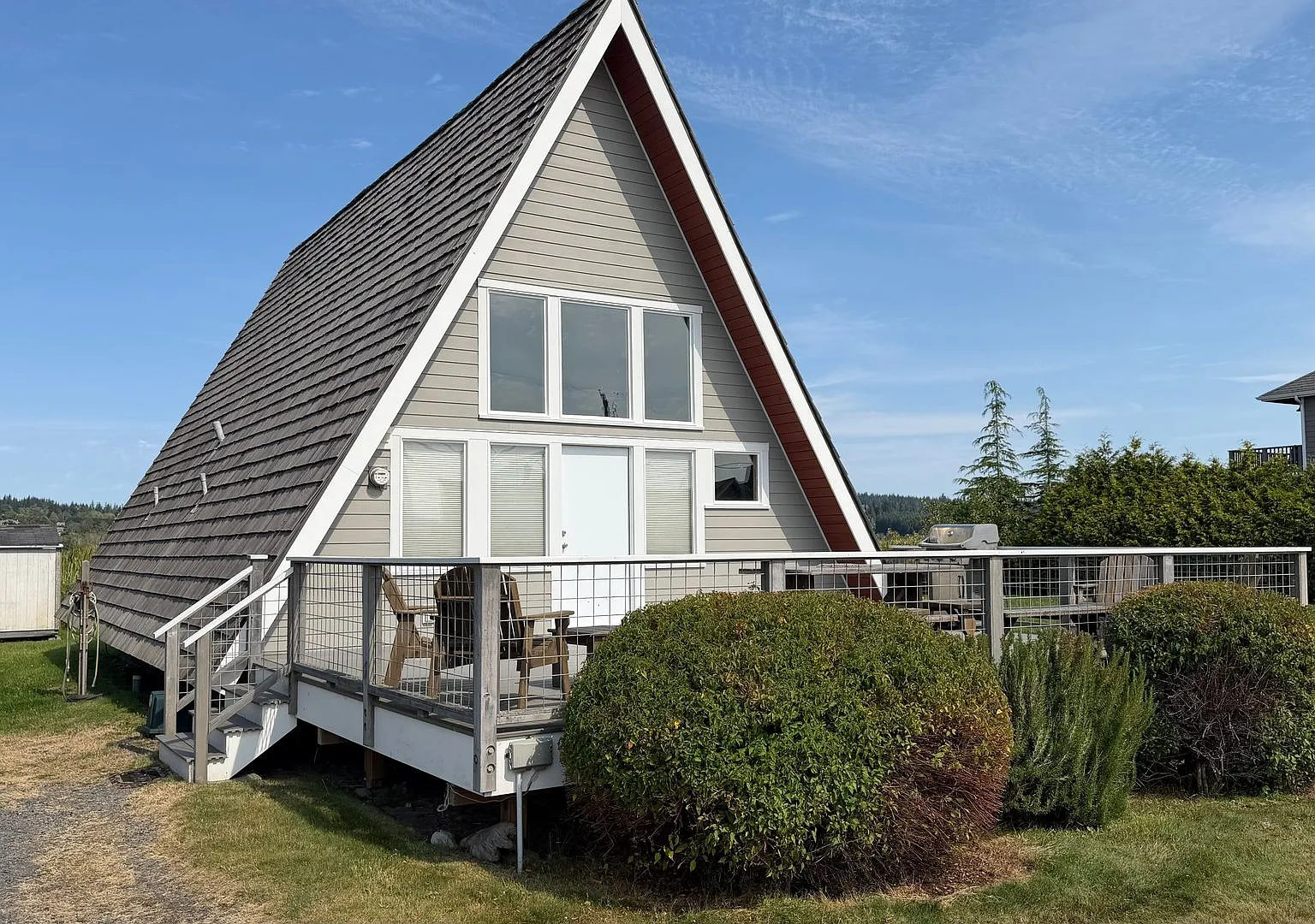 Shore Ave A-Frame-Minutes From Public Beach Access !! — Photo 1