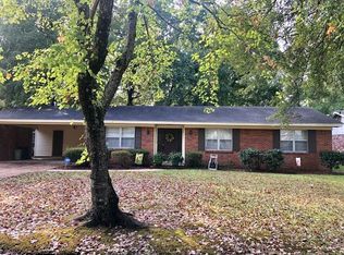 310 24th Ave N, Columbus, MS 39705