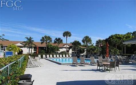 4th image of 8110 S Woods Cir Unit 12
