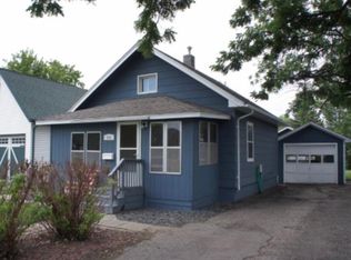 912 S 10th St, Aberdeen, SD 57401