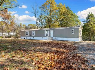 13856 North Rd, Garfield, AR 72732