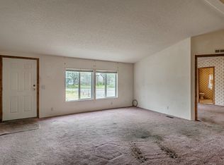 18649 Abbey Pl, Bellingham, WA 98229