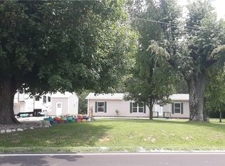 6543 N 1075th St, Robinson, IL 62454