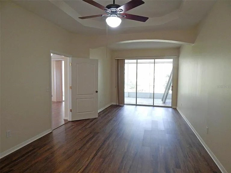 5925 Sandhill Ridge Dr — Photo 19