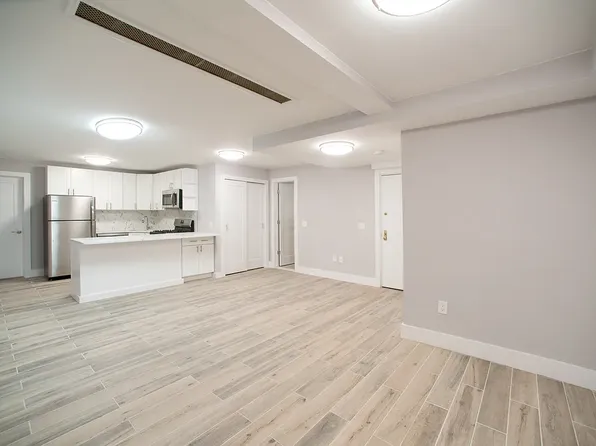 570 W 183rd St #Basement, New York, NY 10033