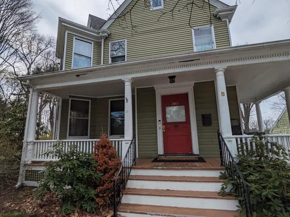 305 Central St, Newton, MA 02466