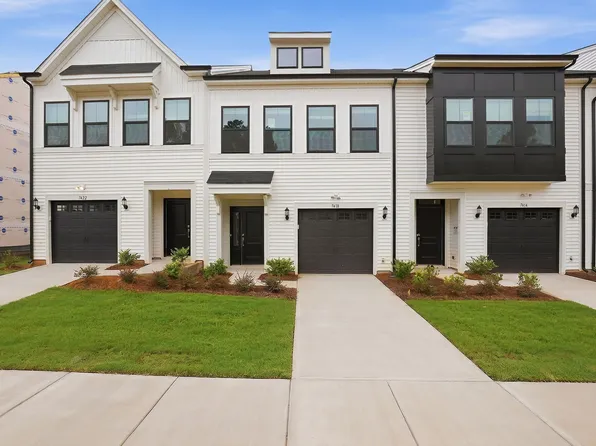 7418 Mashburn Dr, Charlotte, NC 28269