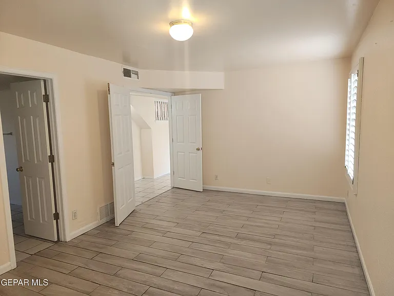 10859 Golden Sands Dr — Photo 12