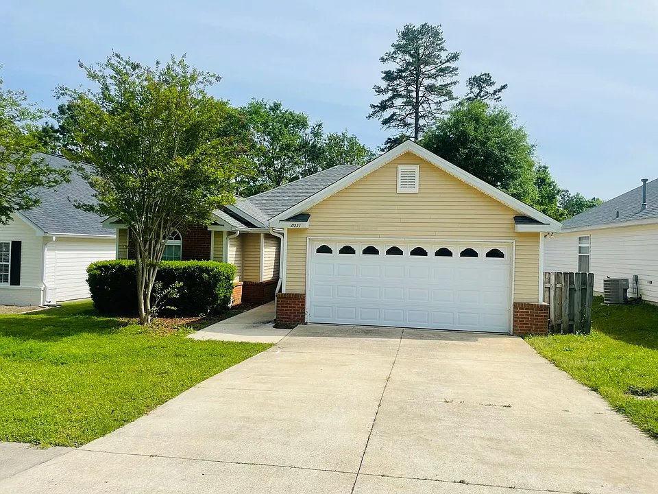 2031 Sunny Dale Dr
