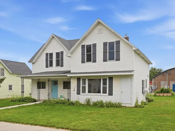 504 Cedar St, Colfax, WI 54730
