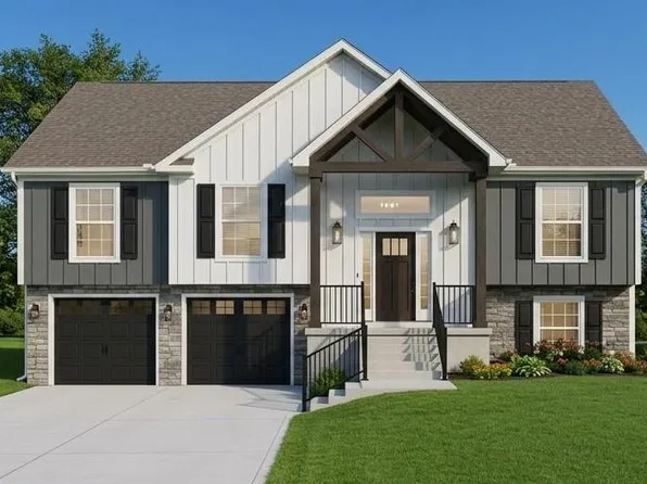 529 Lemon Mint Dr, Raymore, MO 64083