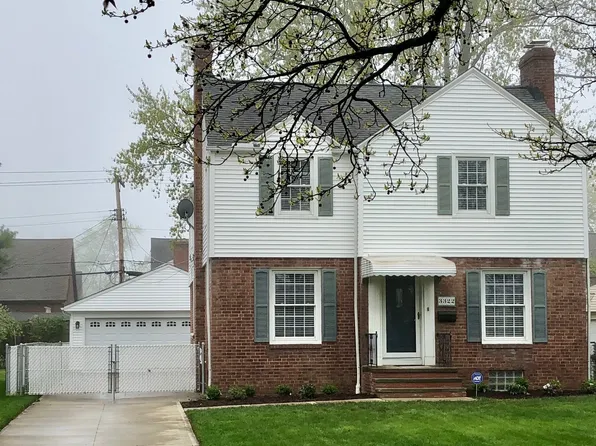 3322 W 155th St, Cleveland, OH 44111
