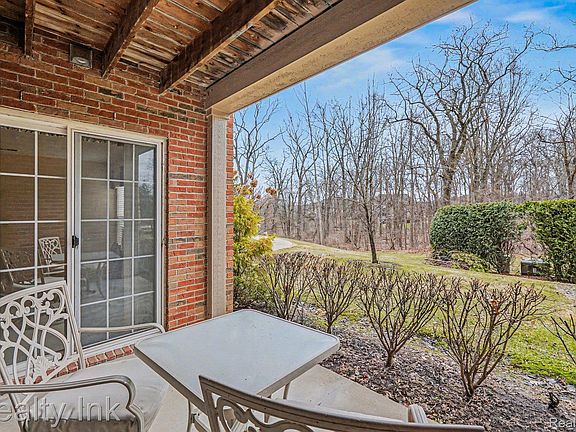 3rd image of 3399 Tremonte Cir S