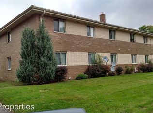 6018 N 64th St APT 7, Milwaukee, WI 53218
