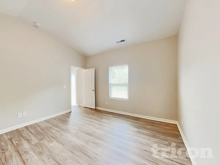 7138 Cuddington Dr — Photo 8