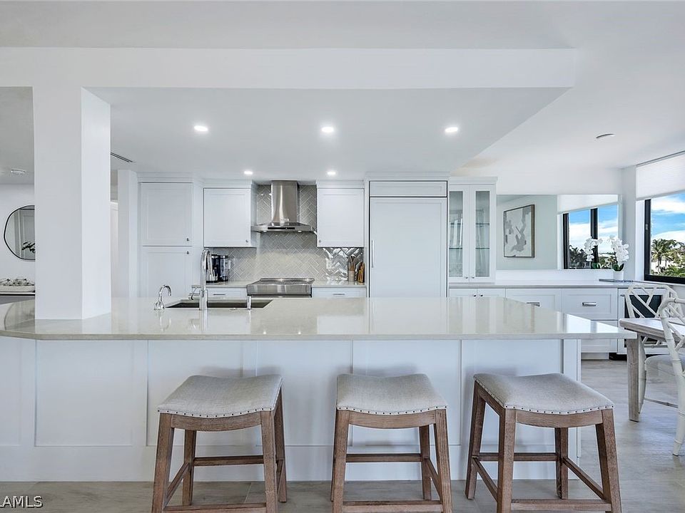 1st image of 10482 Gulf Shore Dr APT 231