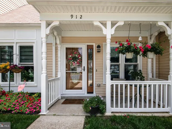 912 Topmast Way, Annapolis, MD 21401