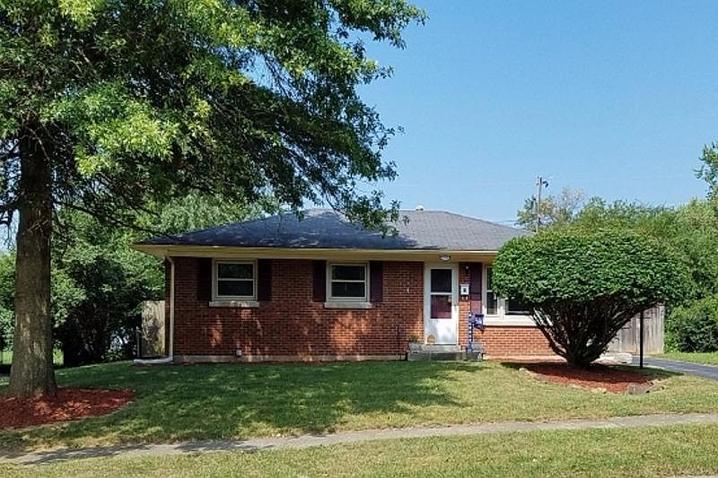 1st image of 3551 Brookview Dr