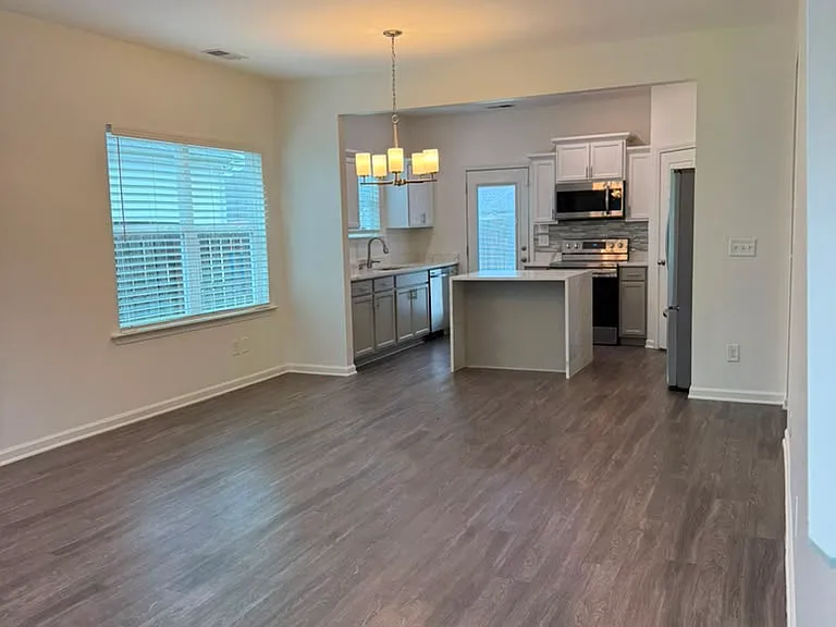 313 Shelby Farms Ln — Photo 3