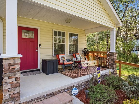 2nd image of 310 N Church St