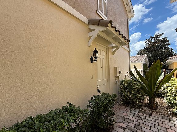 2nd image of 11934 Nautica Dr
