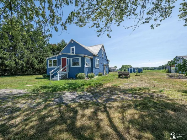 3515 W Albain Rd, Monroe, MI 48161