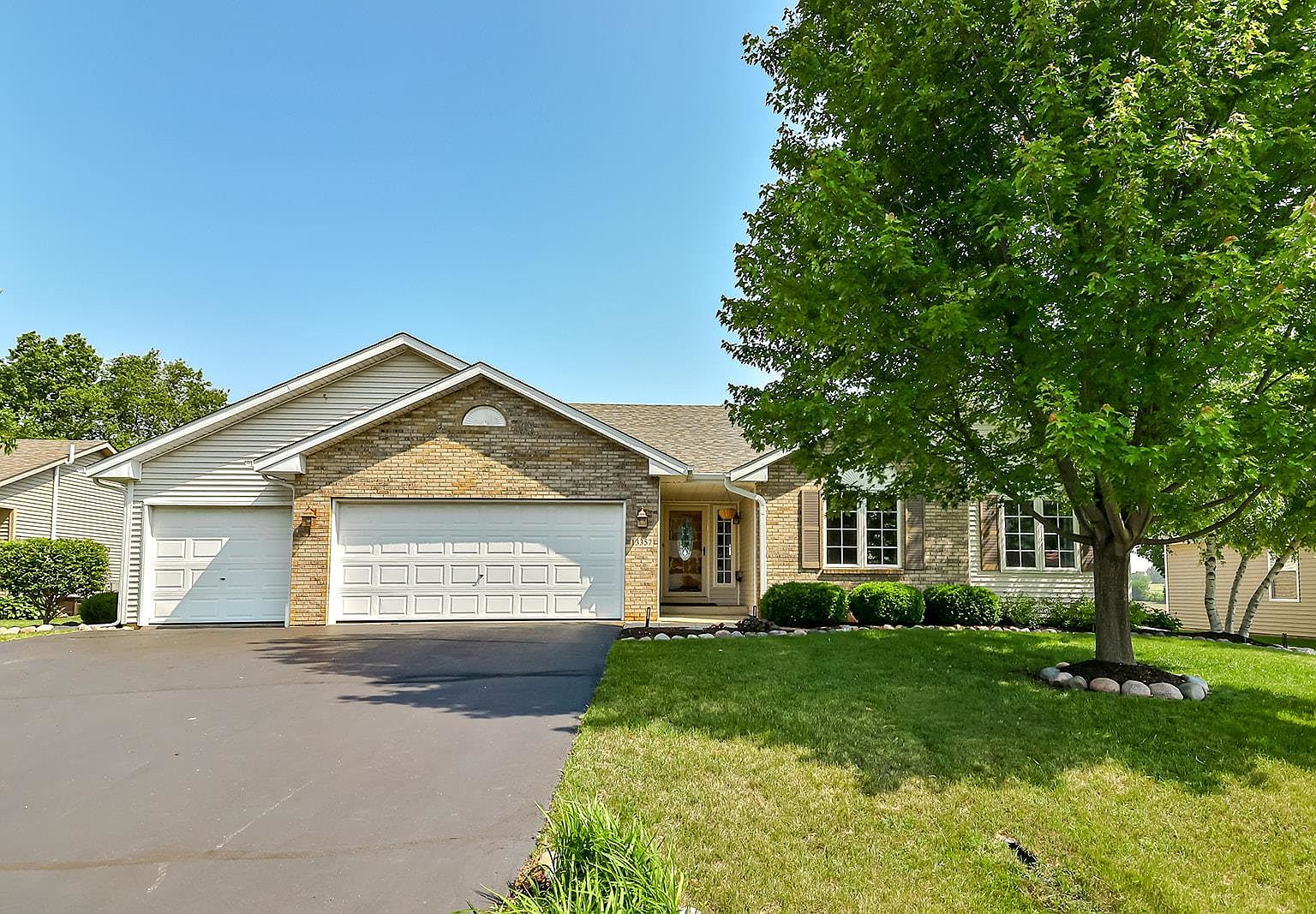 13357 Foxglove Ln, Winnebago, IL 61088 | Zillow