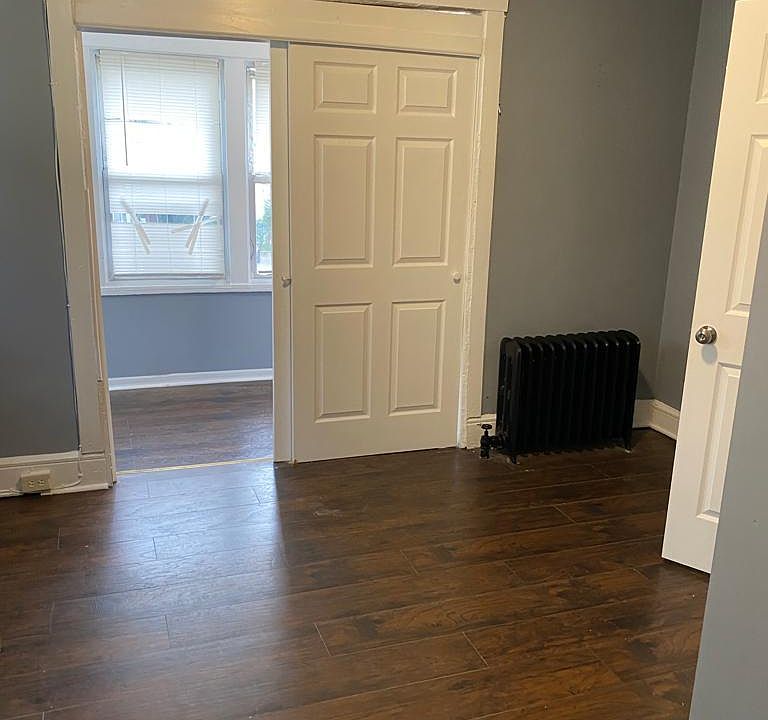 2nd image of 558 Avenue C #4D
