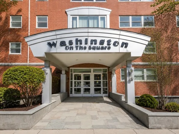 1600 Beacon St APT 701, Brookline, MA 02446