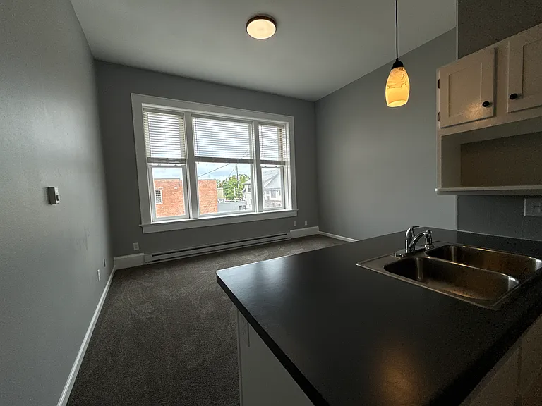 529 N 3rd St #3 — Photo 12