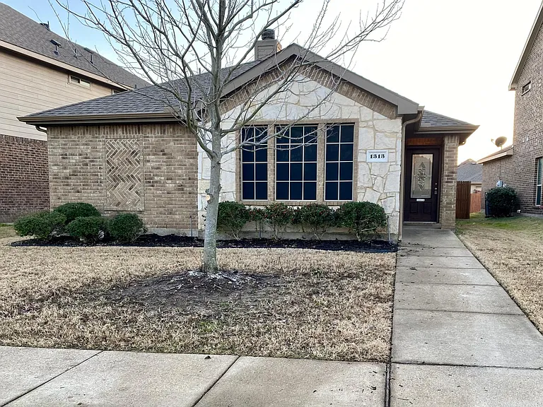 1313 Land Oak Rd — Photo 1