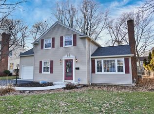 91 Irving Rd, Rochester, NY 14618