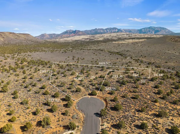 33 Peregrine Cir, Dammeron Valley, UT 84783