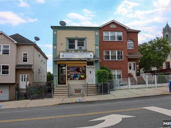 70 Park Ave, Newark, NJ 07104